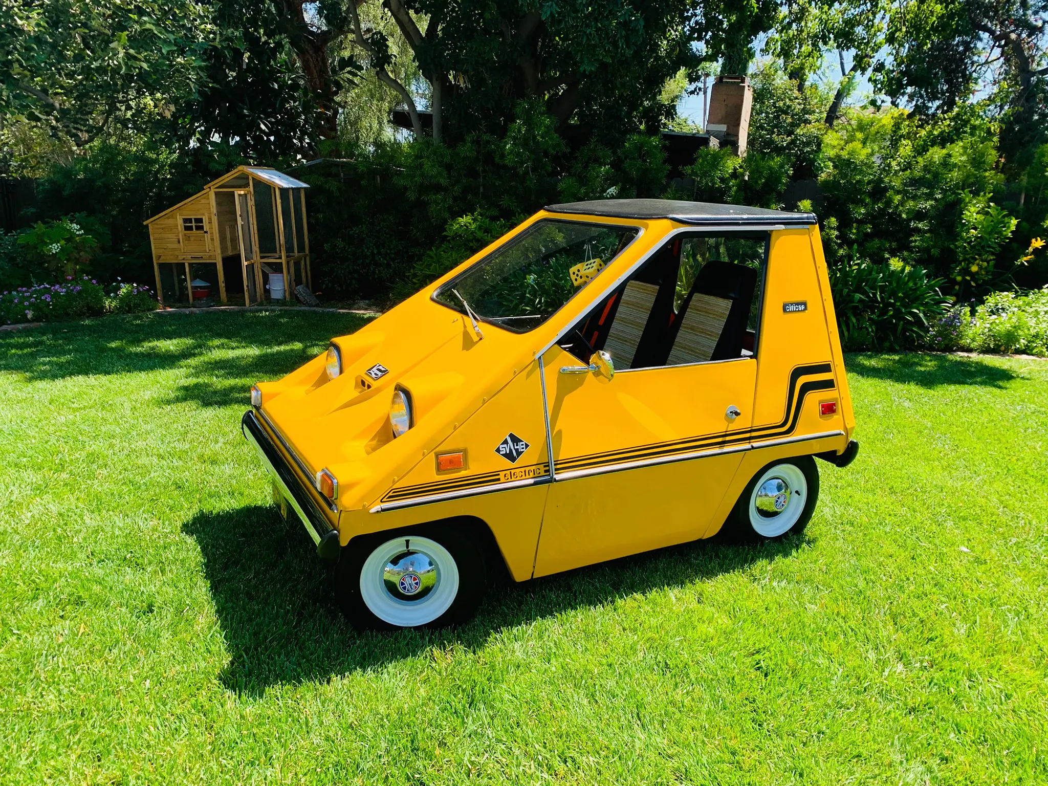 Yellow car