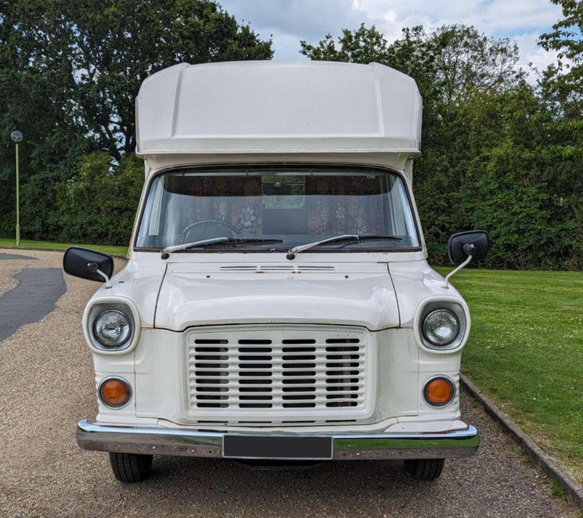 Camper
