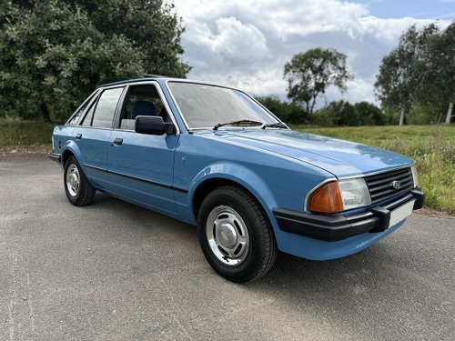 Blue car