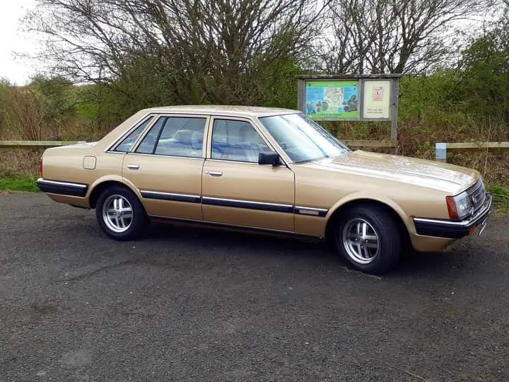 Nissan Laurel