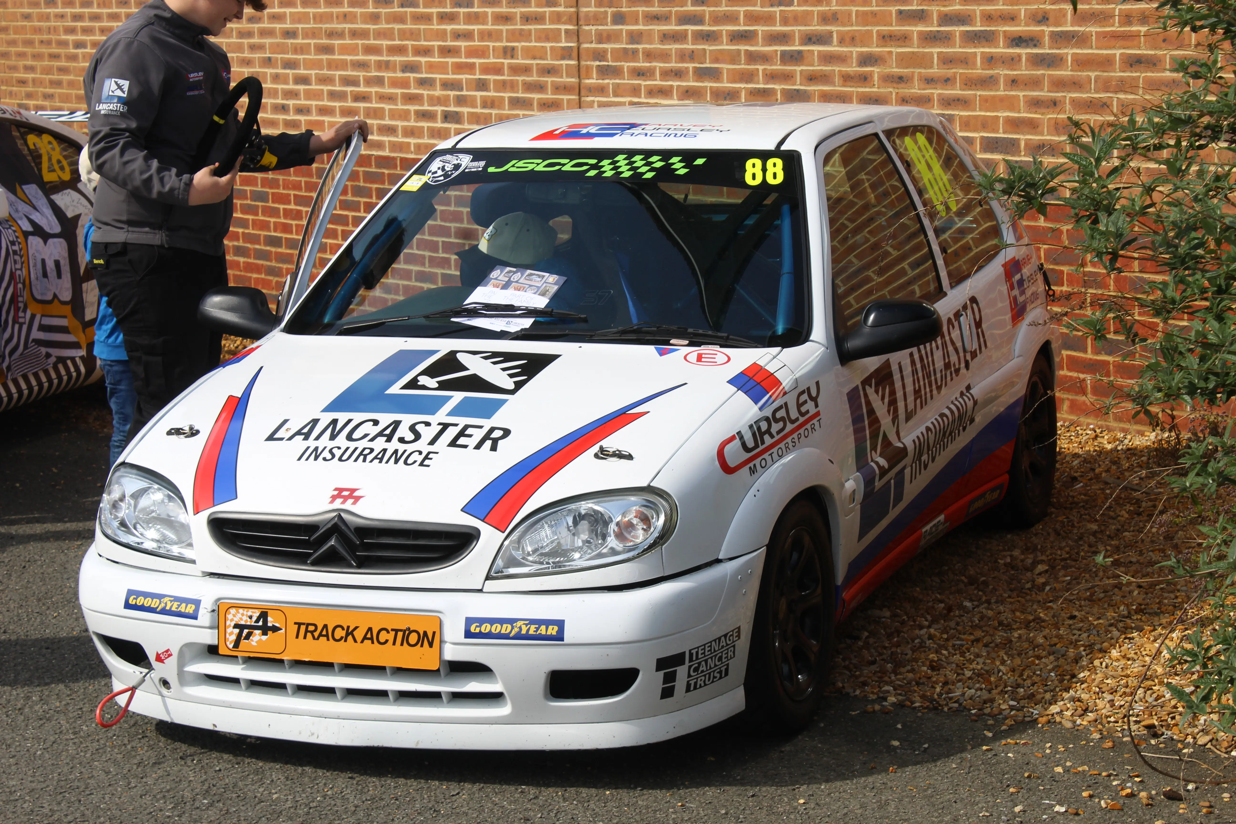 Race car