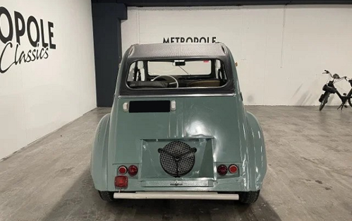 Car rear end