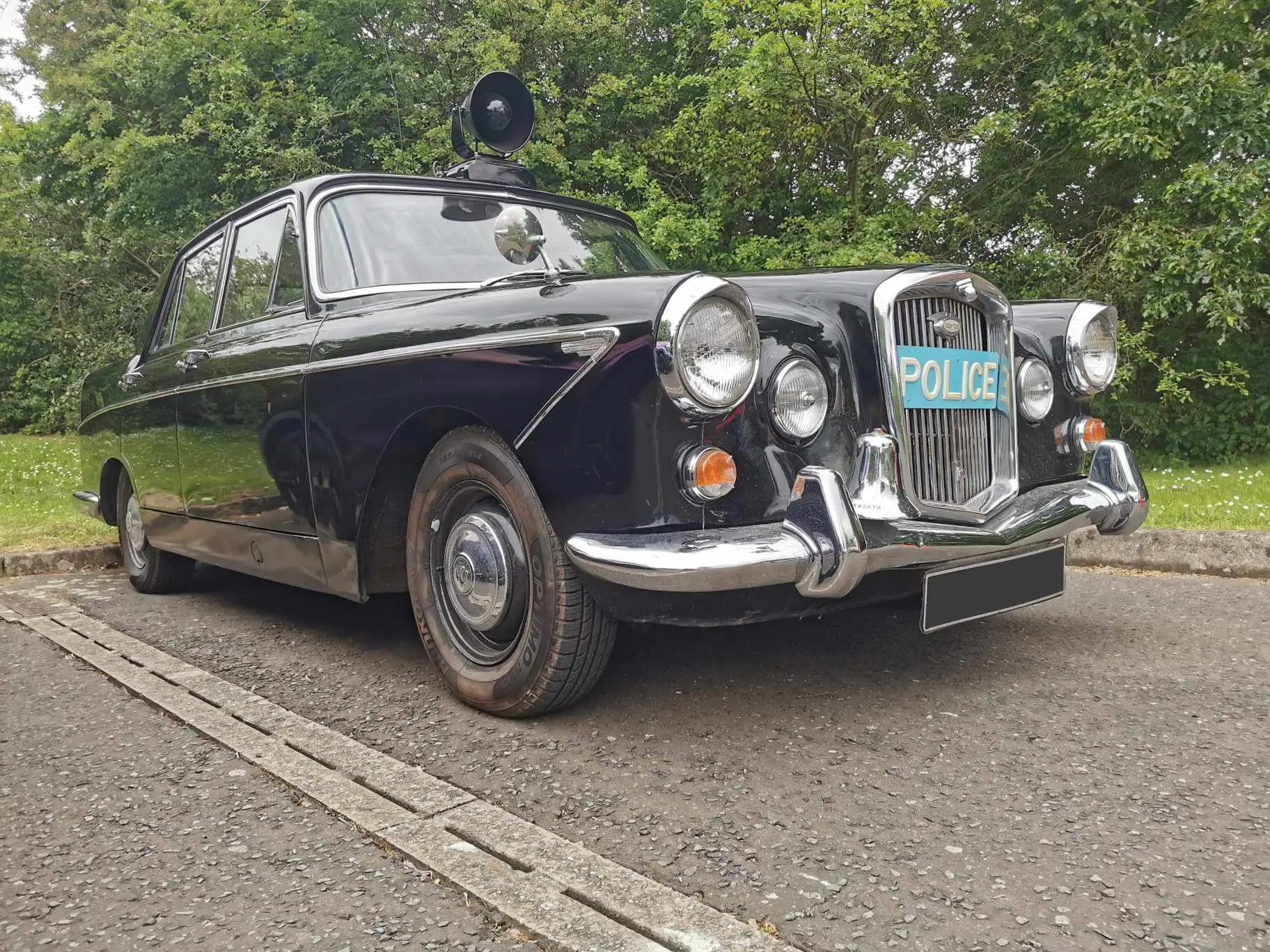Black car