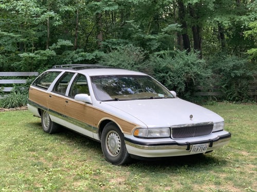 Buick Roadmaster woodie