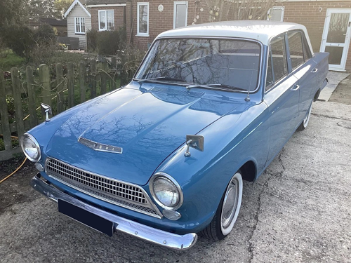 Blue car