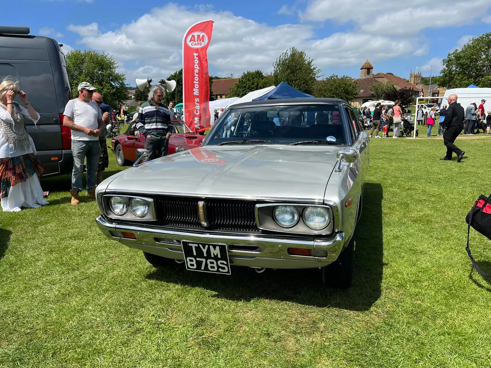 Datsun 200L