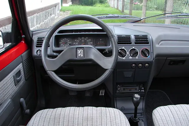 Peugeot 205