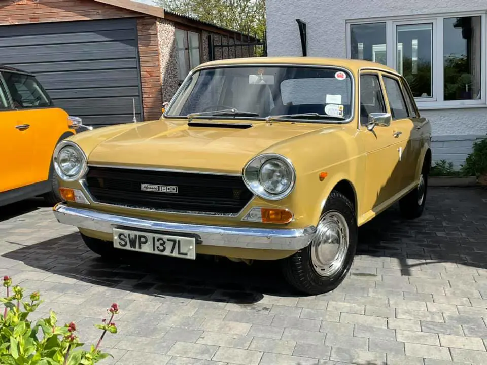 Morris 1800