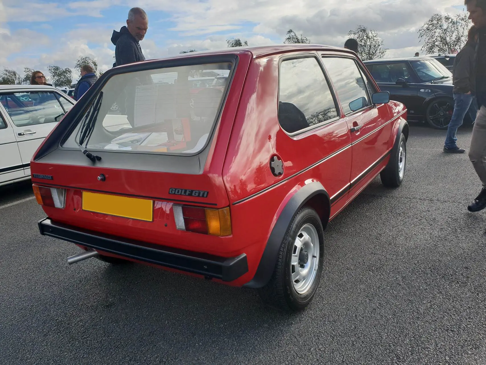 Red car