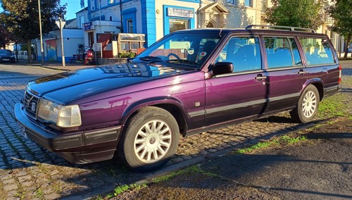 VOLVO 940