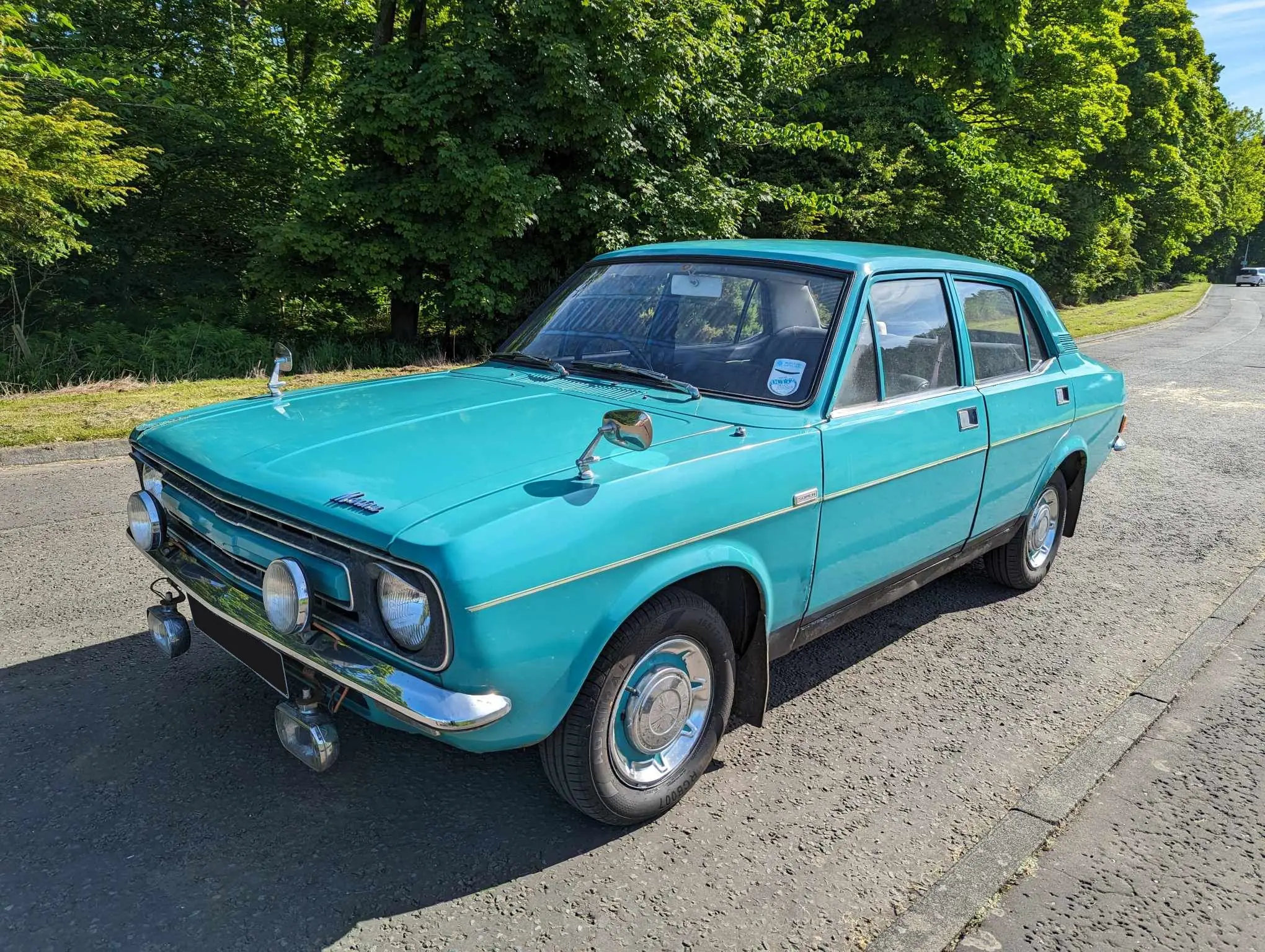 Blue car