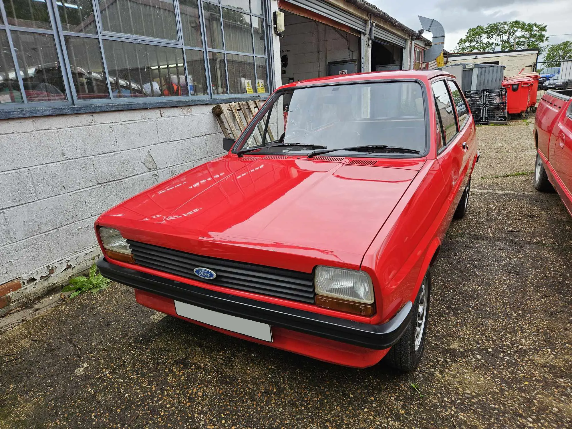 Red car