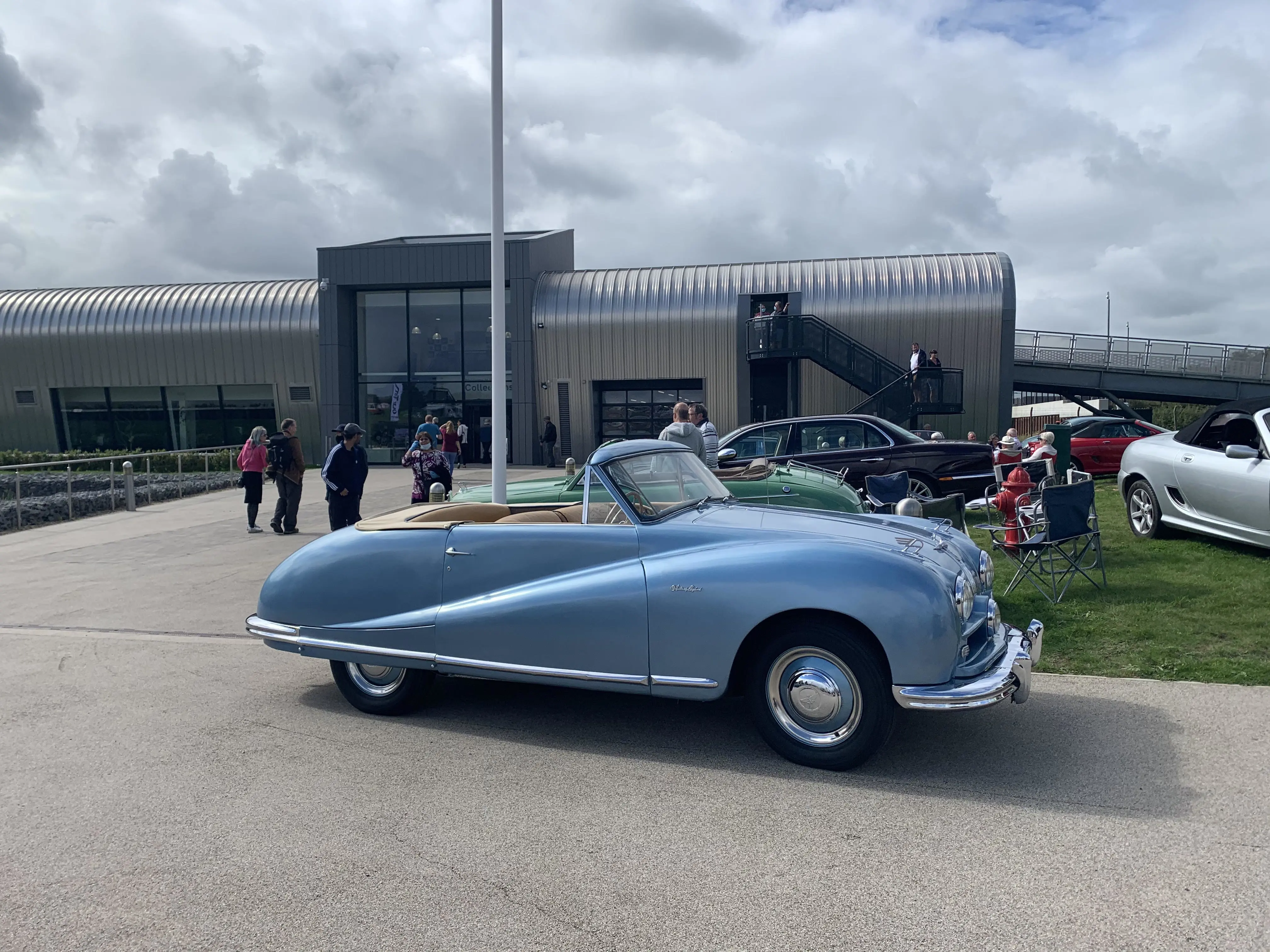 Austin A90