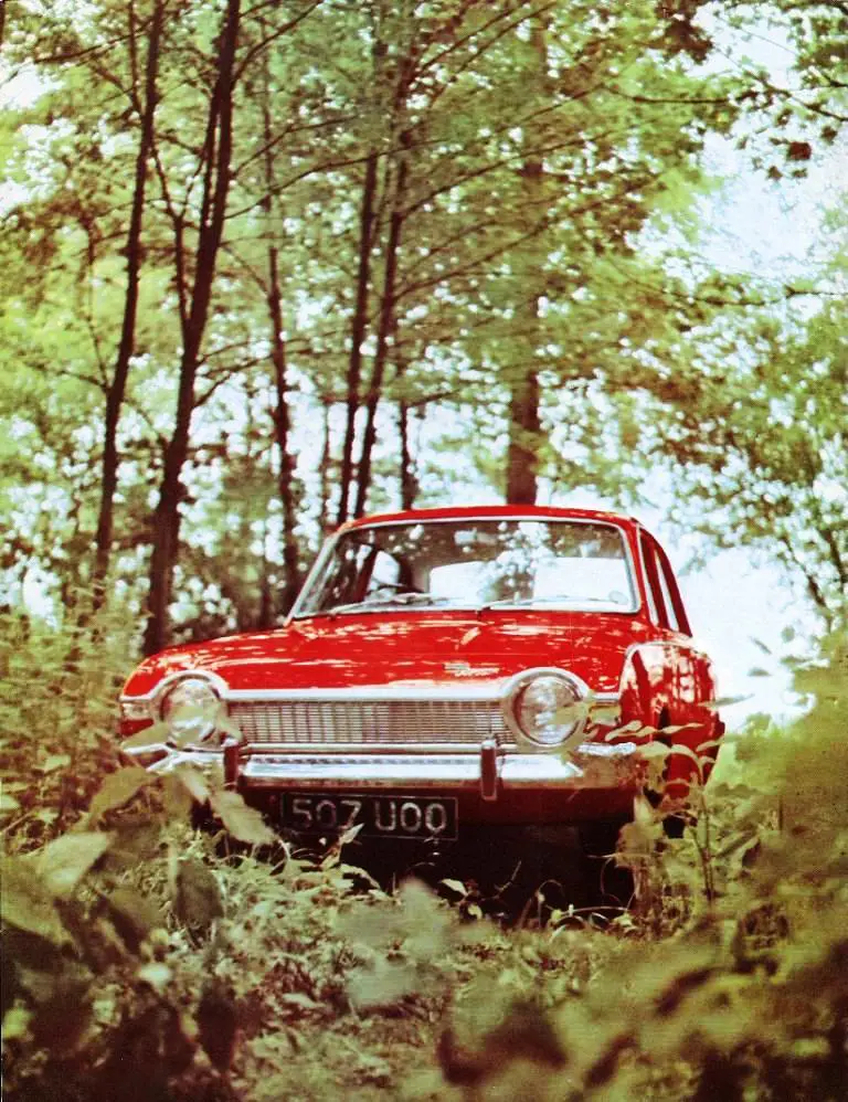 Red car