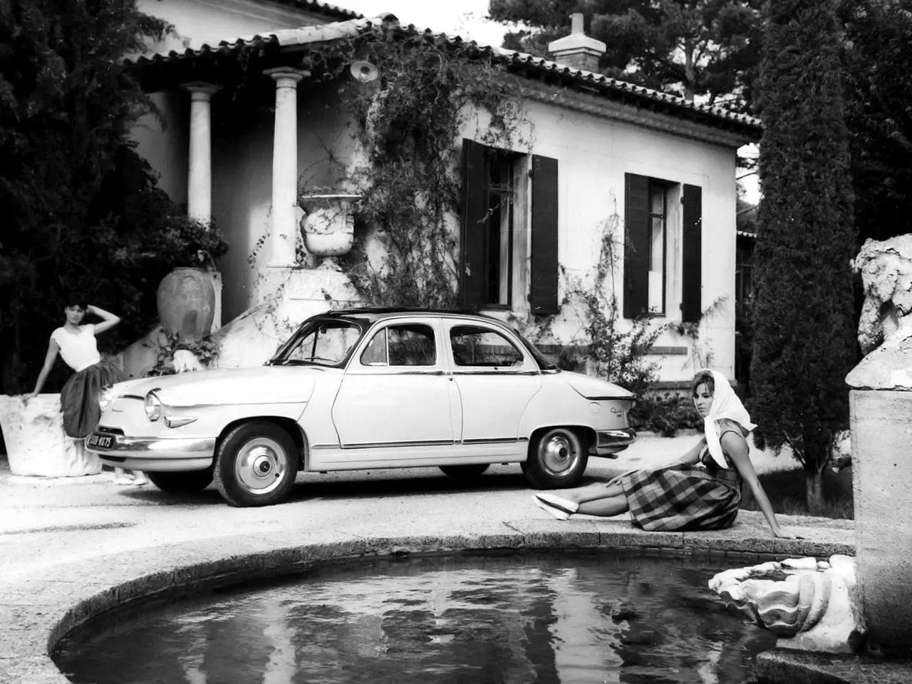 Panhard PL17