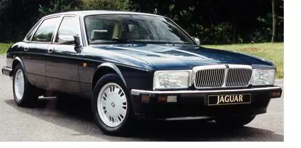 Jaguar XJ40