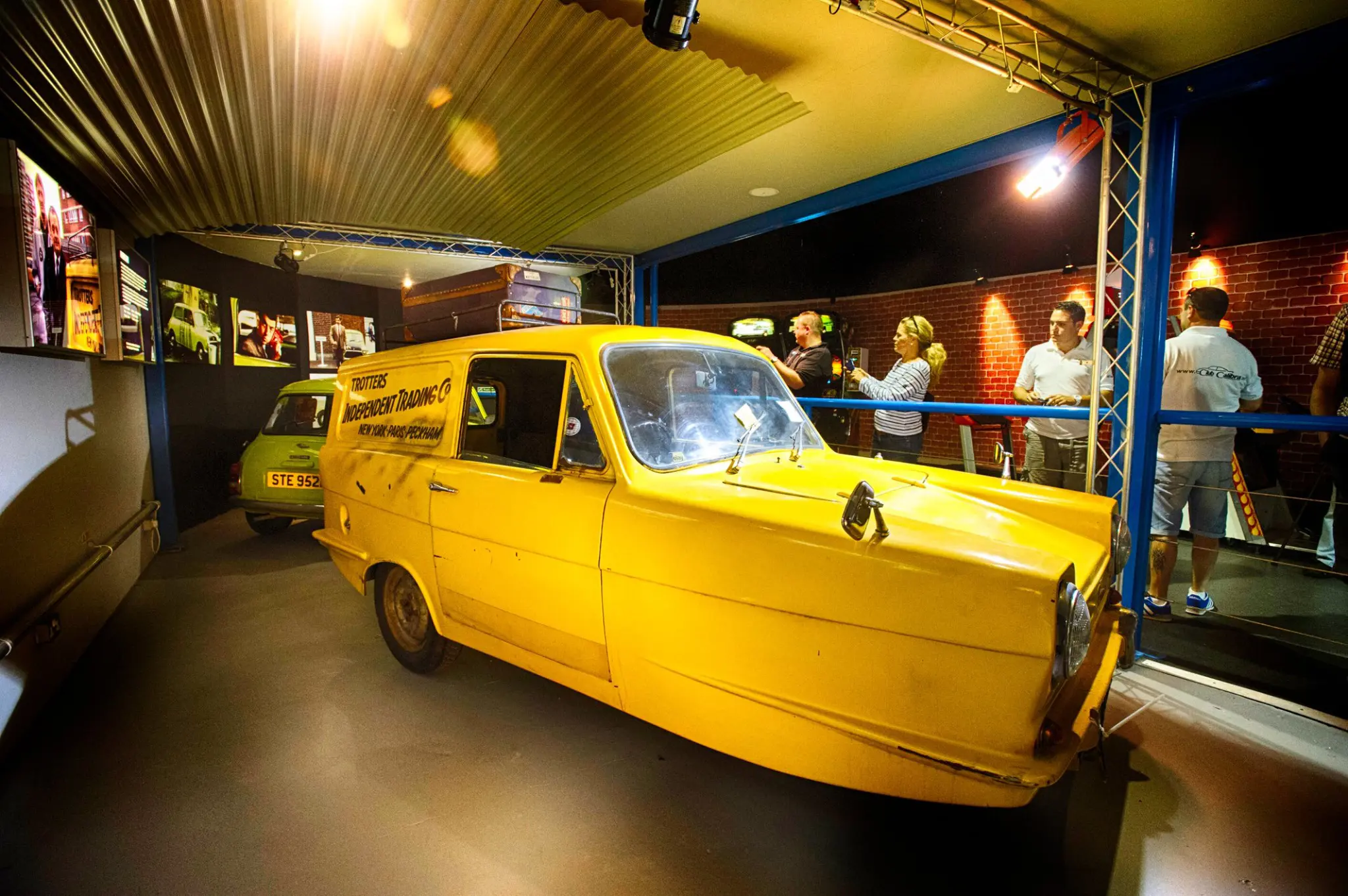 Robin Reliant